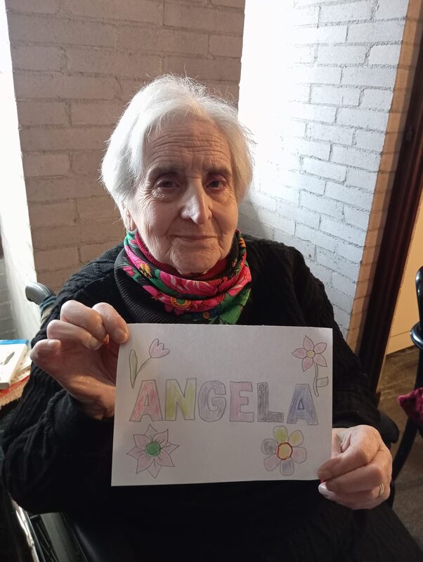 Attività creativa alla casa famiglia Villa Roveglia vicino a Brandizzo