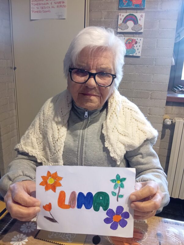 Laboratorio di pittura per anziani a Villa Roveglia